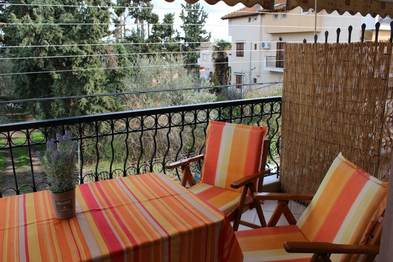 Souzana Rooms 1 Nea Plagia Exterior photo